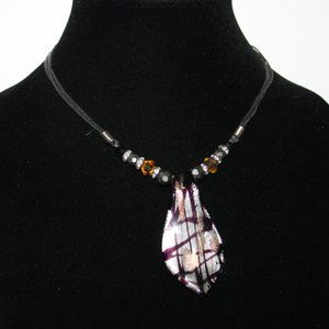Vintagejelyfish Jewelry - Beautiful black and glass necklace 16" Vintagejelyfish Jewelry - Beautiful black and glass necklace 16"